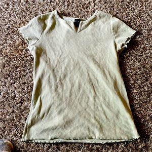 Green lettuce short sleeved shirt